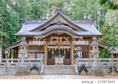 長野県駒ヶ根市赤穂の大宮五十鈴神社　拝殿 113972641