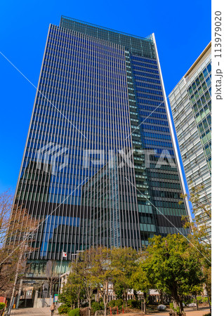東京　港区　芝5丁目の都市風景　（田町タワー） 113979020
