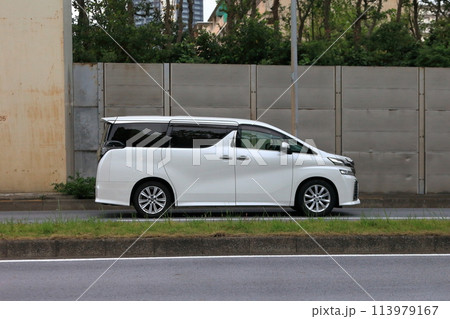ミニバン イメージ ミニバン イメージ 113979167