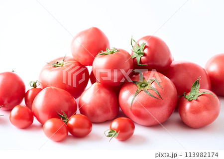 新鮮なトマト 113982174