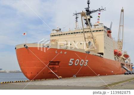 砕氷艦しらせ　南極観測船　 113982875