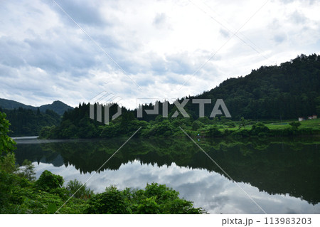 夏の只見川 夏の只見川 113983203
