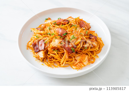 stir-fried spaghetti with kimchi and bacon stir-fried spaghetti with kimchi and bacon 113985817