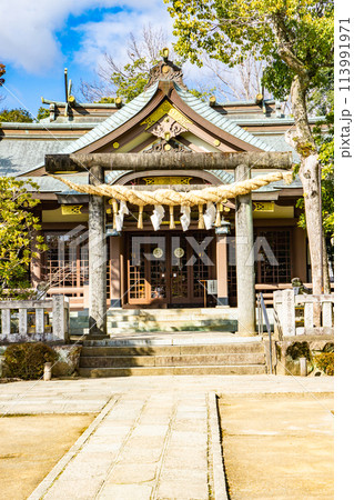 大阪府箕面市桜ヶ丘(箕面がゆずの産地)の阿比太神社(縁結びの神) 拝殿 大阪府箕面市桜ヶ丘(箕面がゆずの産地)の阿比太神社(縁結びの神) 拝殿 113991971