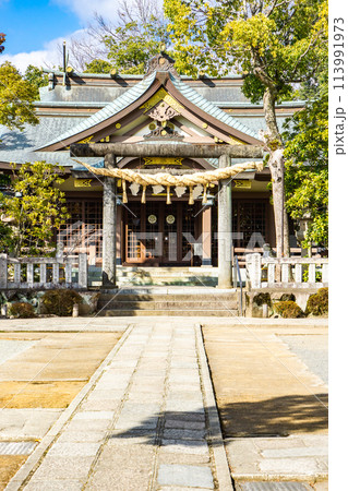 大阪府箕面市桜ヶ丘（箕面がゆずの産地）の阿比太神社（縁結びの神）　拝殿 113991973