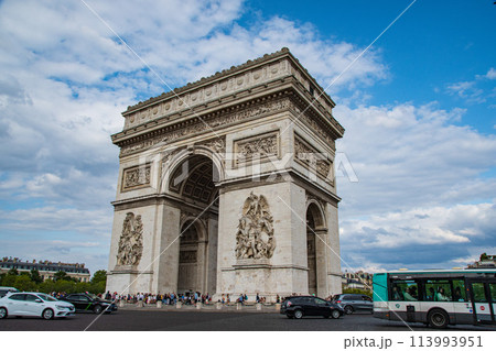 観光都市のフランスのパリの観光名所 113993951