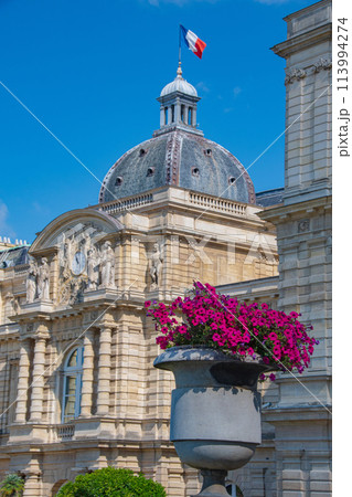 観光都市のフランスのパリの観光名所 113994274