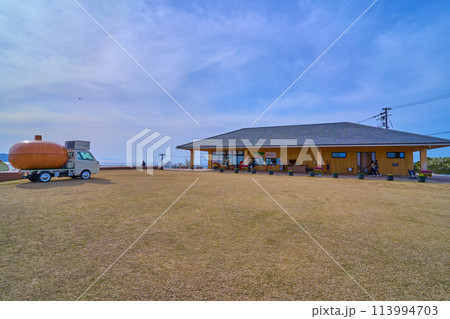 兵庫県南あわじ市の道の駅うずしおinうずまちテラス 113994703