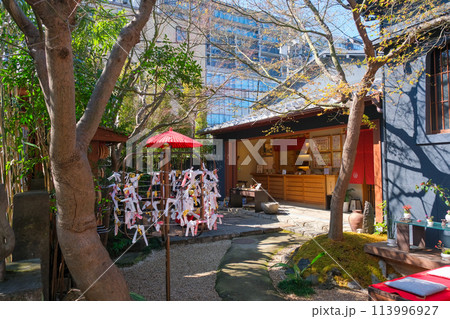 東京都新宿区 於岩稲荷陽運寺 境内 113996927