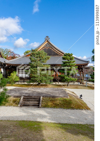 京都市右京区嵯峨大沢町の大覚寺 五大堂(本堂) 京都市右京区嵯峨大沢町の大覚寺 五大堂(本堂) 113999887