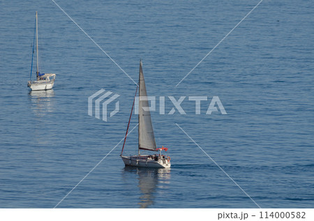 yacht sailing the sea, clear sky and blue water, recreational sport yacht sailing the sea, clear sky and blue water, recreational sport 114000582