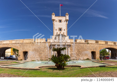 Constitution Square and the main gate in the city wall of Cadiz. Constitution Square and the main gate in the city wall of Cadiz. 114000845