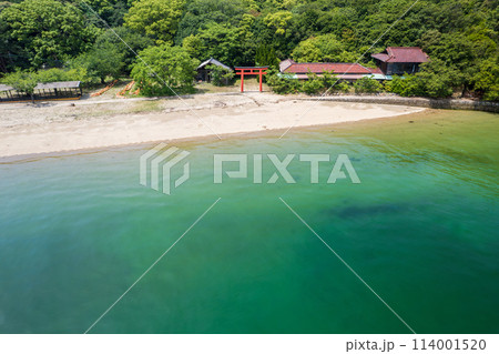 香川県三豊市仁尾町にある無人島の蔦島 114001520