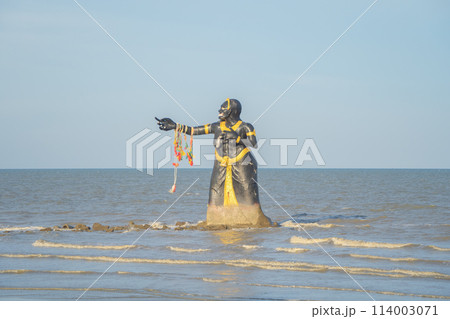 Phra Aphai Mani and Phisuea Samudra with seawater, Andaman sea in Phetburi island in Thailand. Water in ocean. 114003071