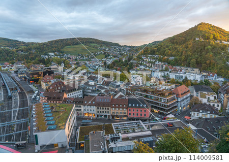 シュタイン城から望むスイス・バーデンの街並み シュタイン城から望むスイス・バーデンの街並み 114009581