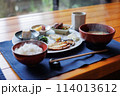 美味しい伝統的な和風朝食 114013612