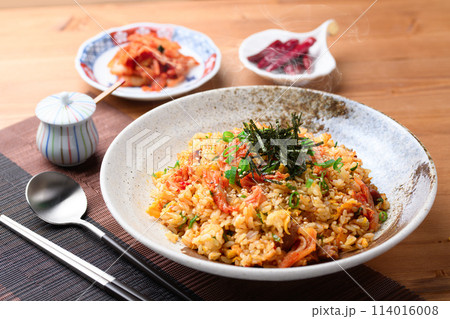 キムチ炒飯 114016008