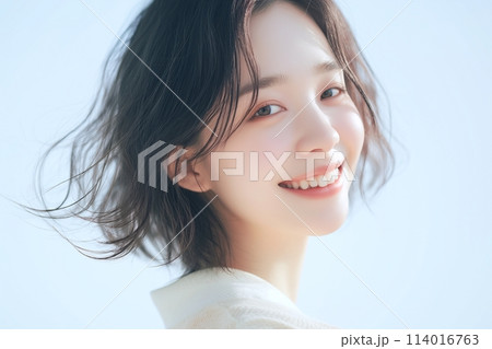 笑顔が美しい女性「AI生成画像」 笑顔が美しい女性「AI生成画像」 114016763