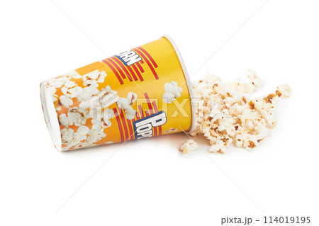 Scattered popcorn from bucket 114019195