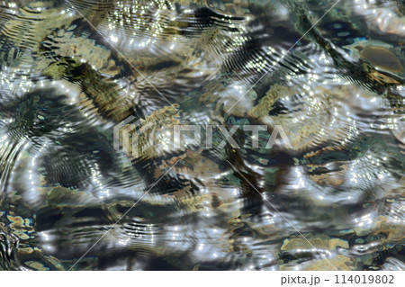 海面と波と反射光の造形 海面と波と反射光の造形 114019802