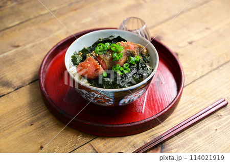 おぼろ昆布漬け明太子丼 おぼろ昆布漬け明太子丼 114021919