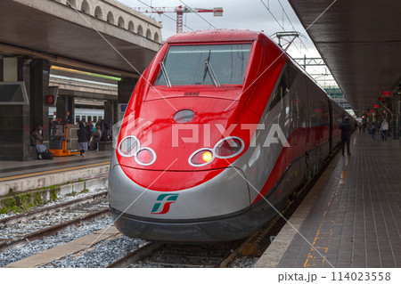 A Frecciarossa at Roma Termini A Frecciarossa at Roma Termini 114023558