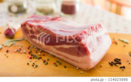 fresh piece of lard ready for salting 114023898