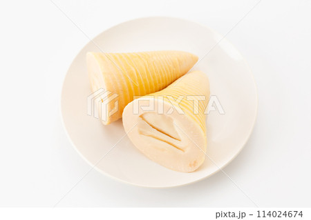 白バックのタケノコ水煮 114024674