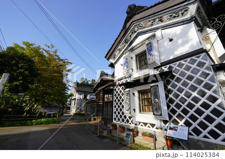 東洋のフレスコ画 鏝絵で飾られた米蔵(新潟県長岡市) 東洋のフレスコ画 鏝絵で飾られた米蔵(新潟県長岡市) 114025384