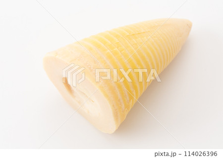 白バックのタケノコ水煮 114026396