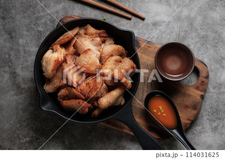Top table view of Deep-fried pork loin. Top table view of Deep-fried pork loin. 114031625