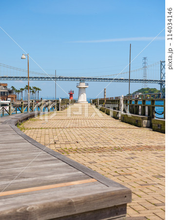 あるかぽーと東防波堤灯台 114034146