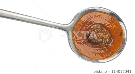 Beef stew in spoon isolated on white background, top view 114035341