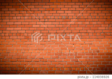 Red brick wall with vignette texture background 114036926