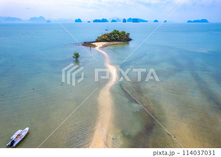 Aerial view of Koh Nok in Koh Yao Noi, Phang nga, Thailand Aerial view of Koh Nok in Koh Yao Noi, Phang nga, Thailand 114037031