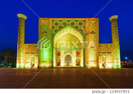 Registan Ulugh Beg Madrasah in Samarkand Registan Ulugh Beg Madrasah in Samarkand 114037951