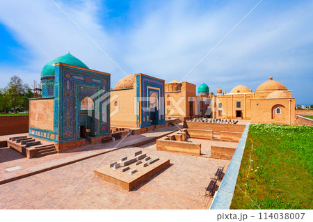 Shah i Zinda mausoleum in Samarkand Shah i Zinda mausoleum in Samarkand 114038007