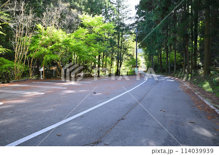 黒山三滝　町営駐車場付近の風景　　　　 114039939