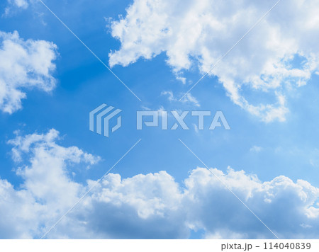 青空と雲のイメージ 114040839