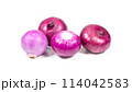 Red whole onion isolated on white background 114042583