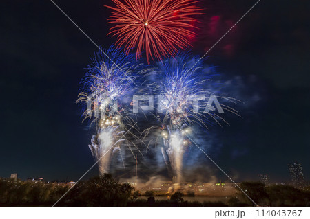 葛飾納涼花火大会　東京都 114043767