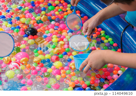 夏祭りスーパーボールすくい 114049610