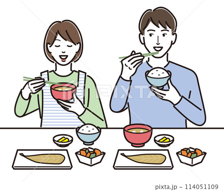食事をする男女 114051109