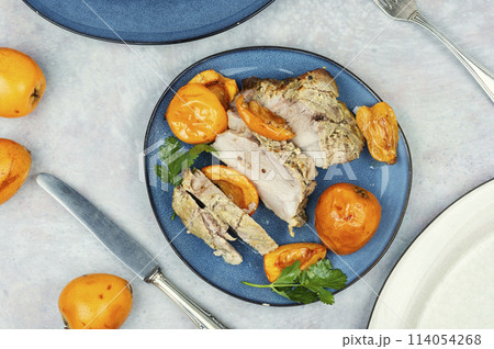 Baked pork meat with medlar. 114054268