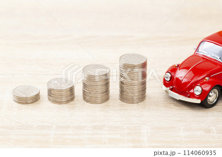 積立てたお金と車 積立てたお金と車 114060935