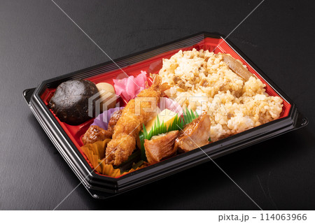 鶏めし弁当 鶏めし弁当 114063966