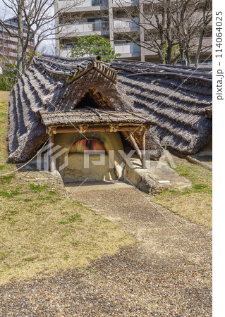 大阪府高槻市上土室の史跡新池ハニワ工場公園 埴輪窯(登り窯) 大阪府高槻市上土室の史跡新池ハニワ工場公園 埴輪窯(登り窯) 114064025