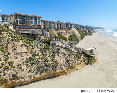 Aerial view of Del Mar Shores in San Diego, CA 114067939