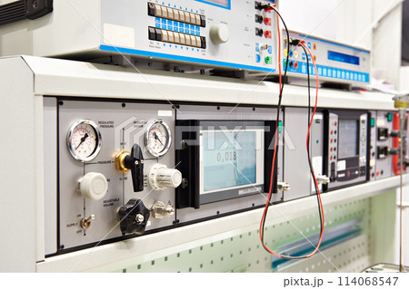 Universal testing and metrological stands Universal testing and metrological stands 114068547