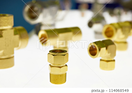 Brass fittings 114068549